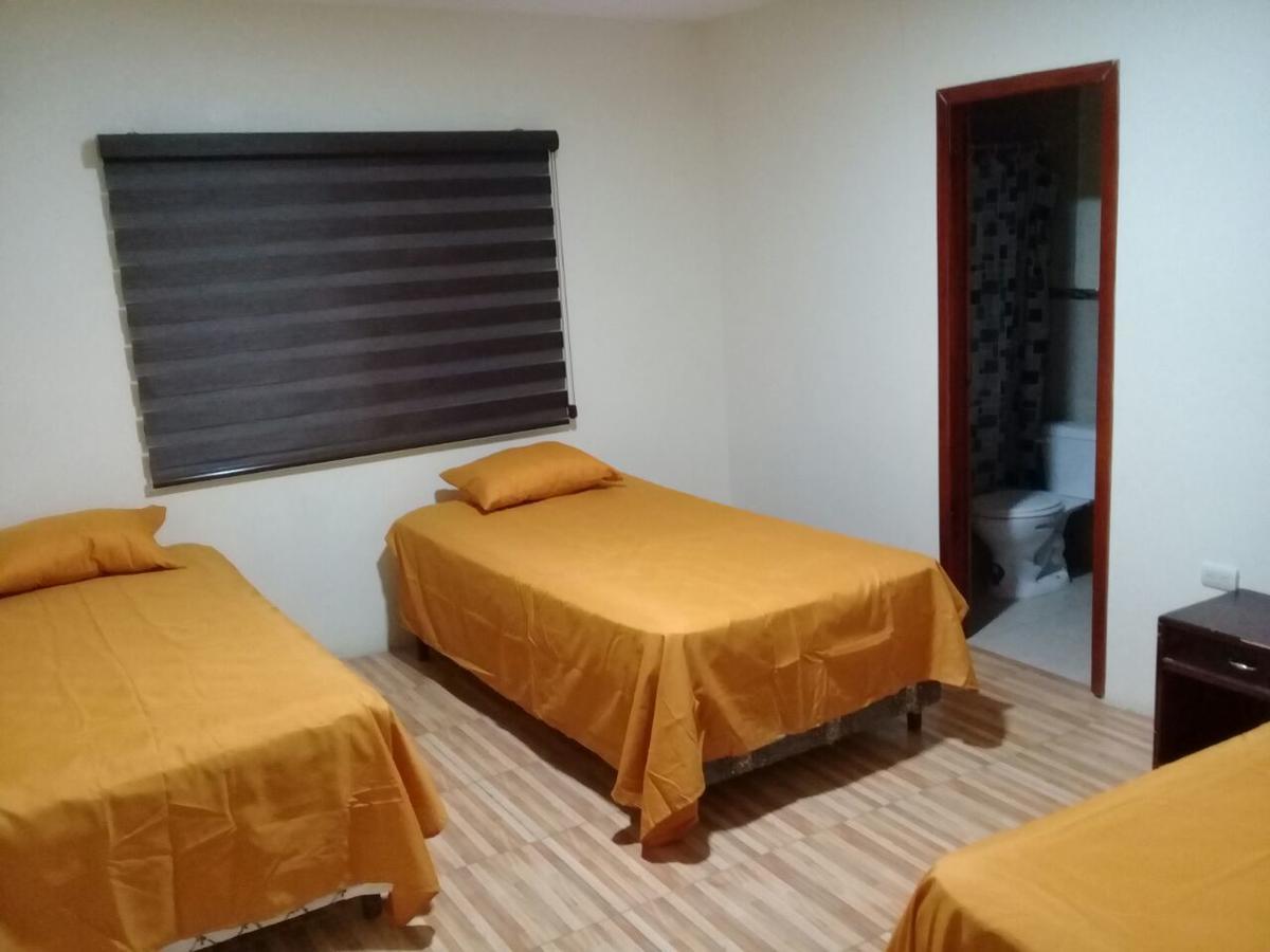 Hotel Hostal Las Velas Manta Exterior foto